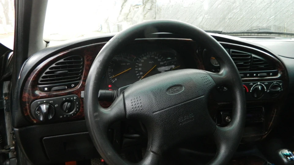 Ford Scorpio Американець 5