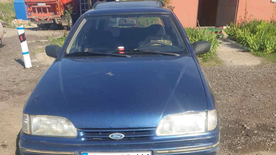 Ford Scorpio БАЙРАКТАР