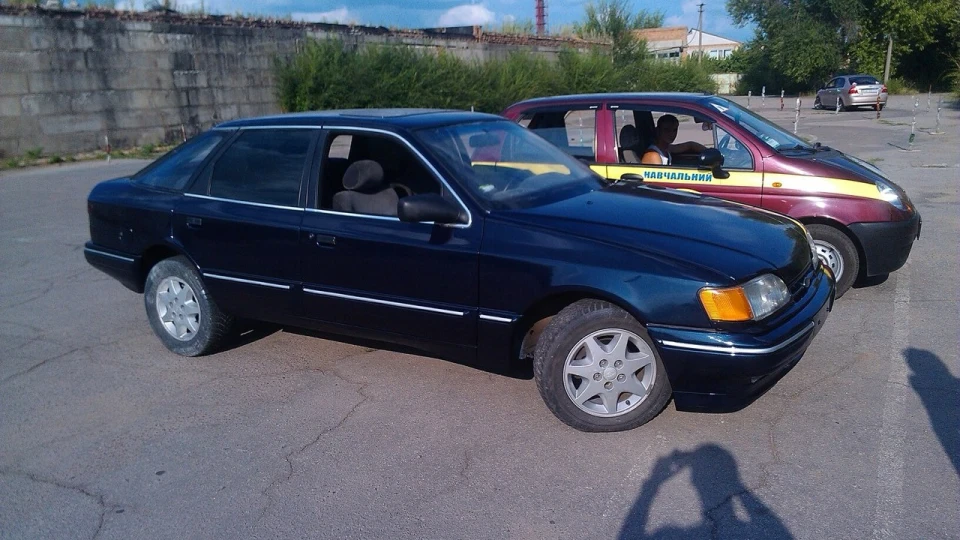Ford Scorpio Бегемотик)