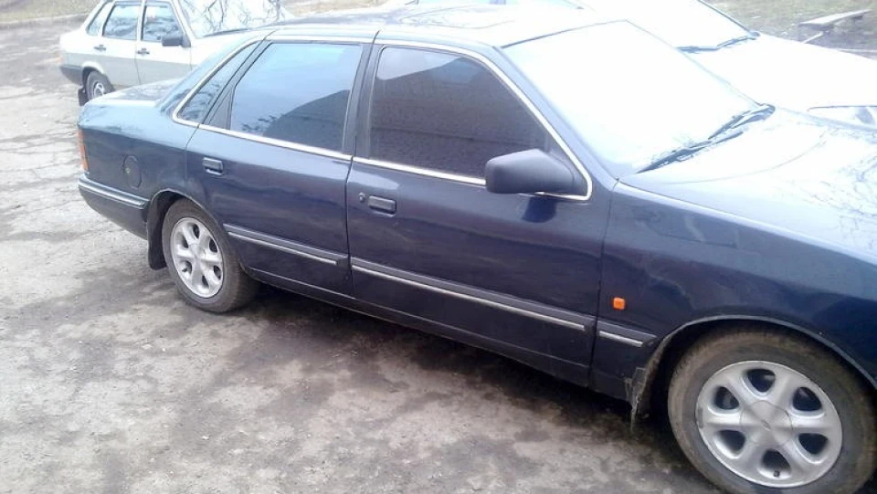 Ford Scorpio Blue Pepelac