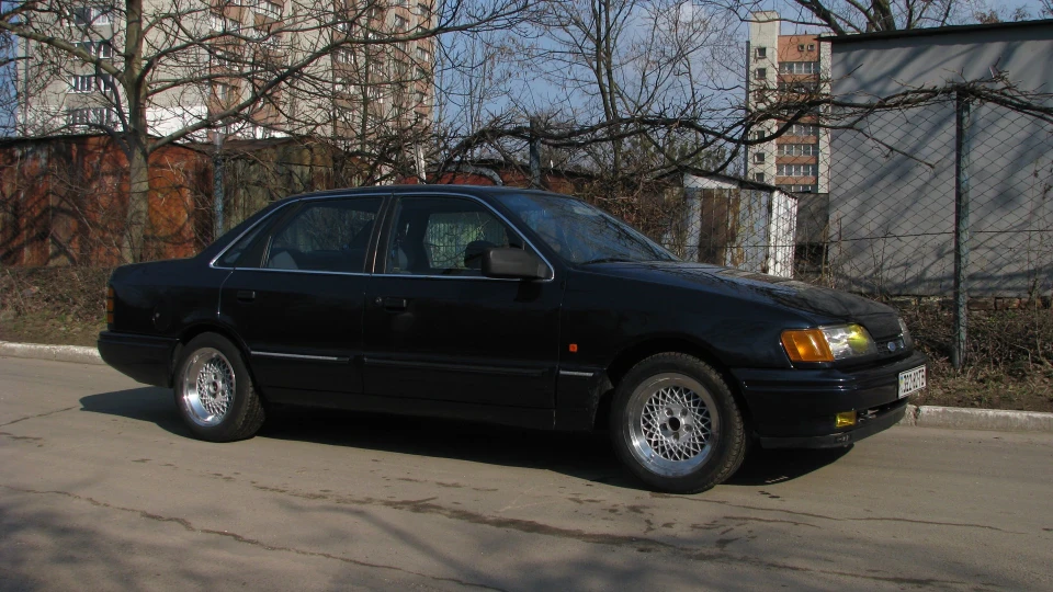 Ford Scorpio CL Exclusiv 4