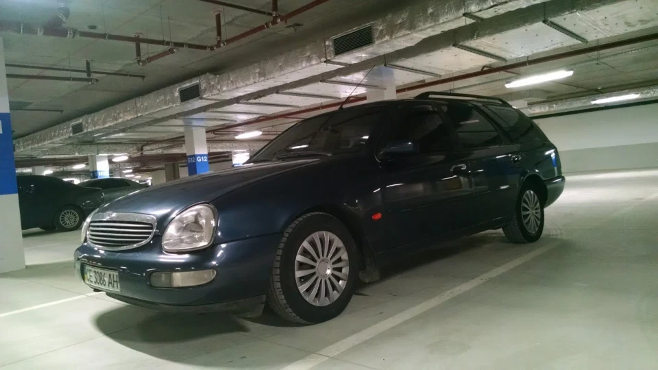 Ford Scorpio Combi Ghia 2