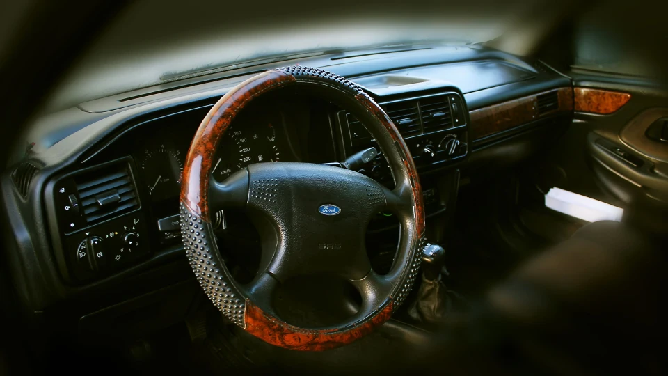 Ford Scorpio DOHC 2.0 EFI 4