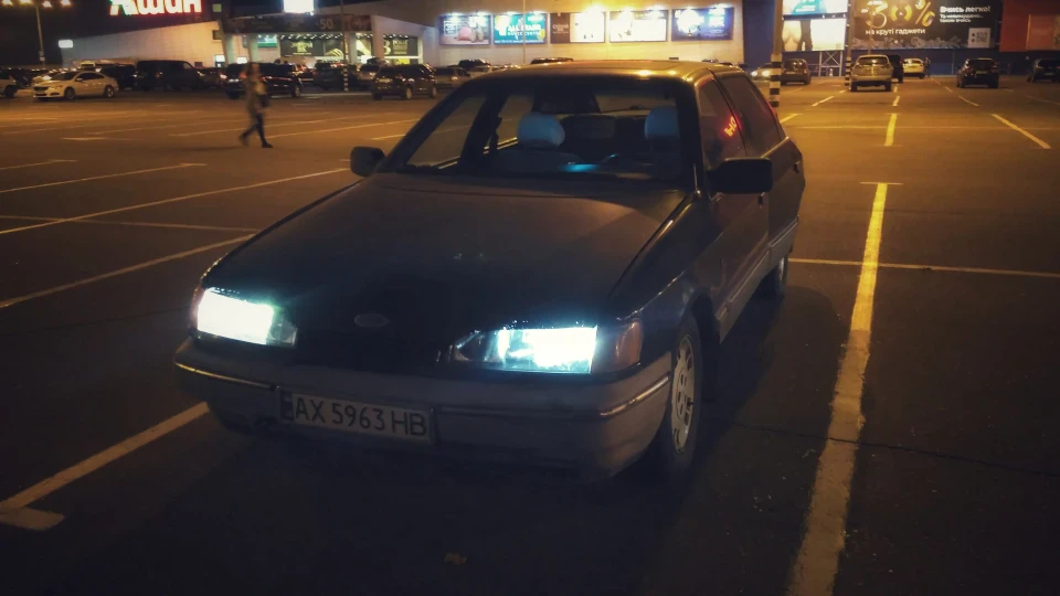 Ford Scorpio Ghia 2.0i (Чирик) 3