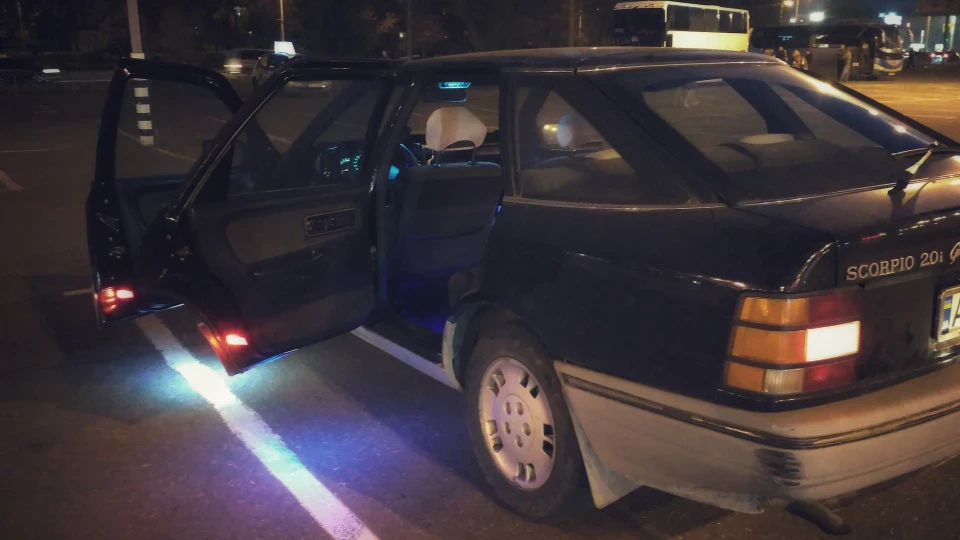 Ford Scorpio Ghia 2.0i (Чирик) 4