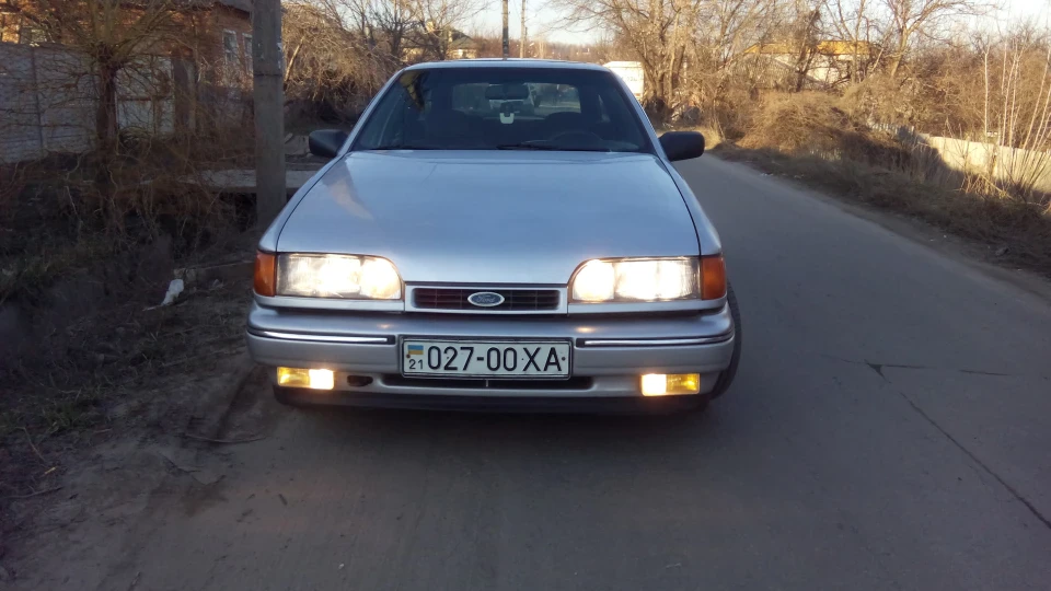 Ford Scorpio Grey V6 2.4i 2