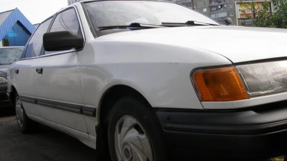 Ford Scorpio -I, 2л iнж. МКПП.
