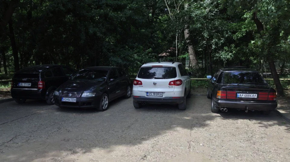 Ford Scorpio Rich Black 2.4 V6 5