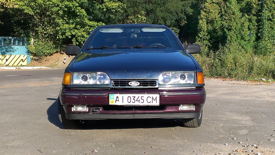 Ford Scorpio синій крейсер 4