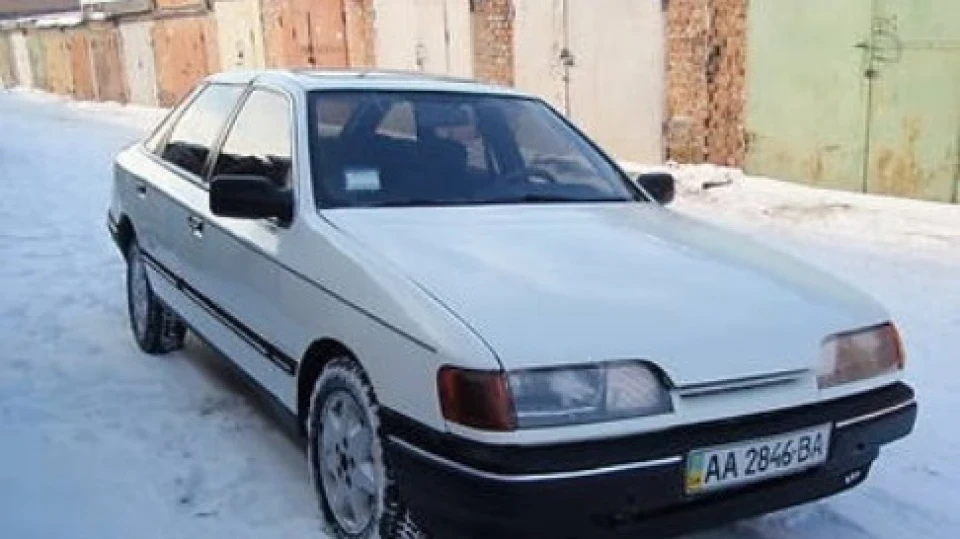 Ford Scorpio Snow White