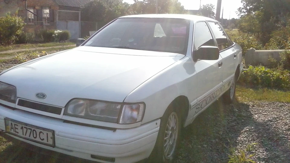 Ford Scorpio V6 2,4 3