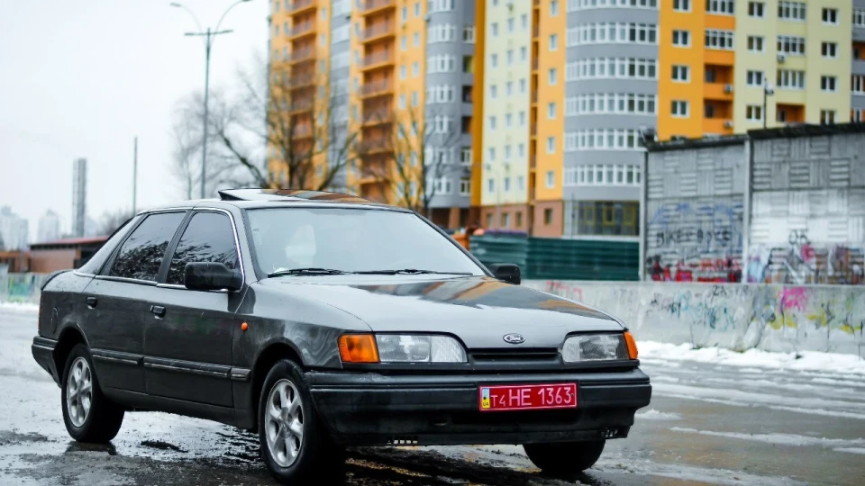 Ford Scorpio V6 2.8i 3