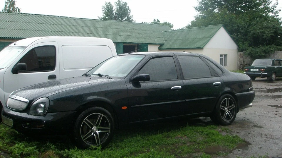 Ford Scorpio v6 2.9 4