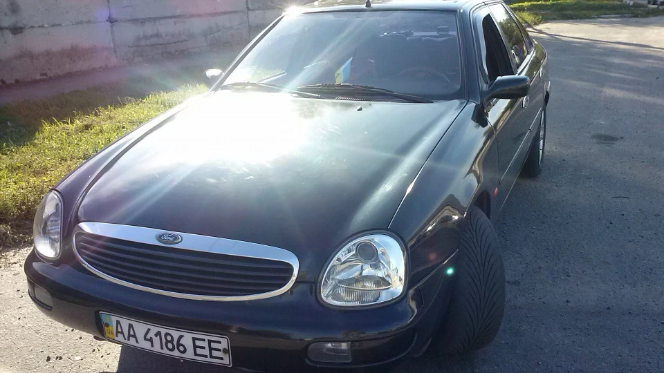 Ford Scorpio зелений, седан, 2,3 автомат