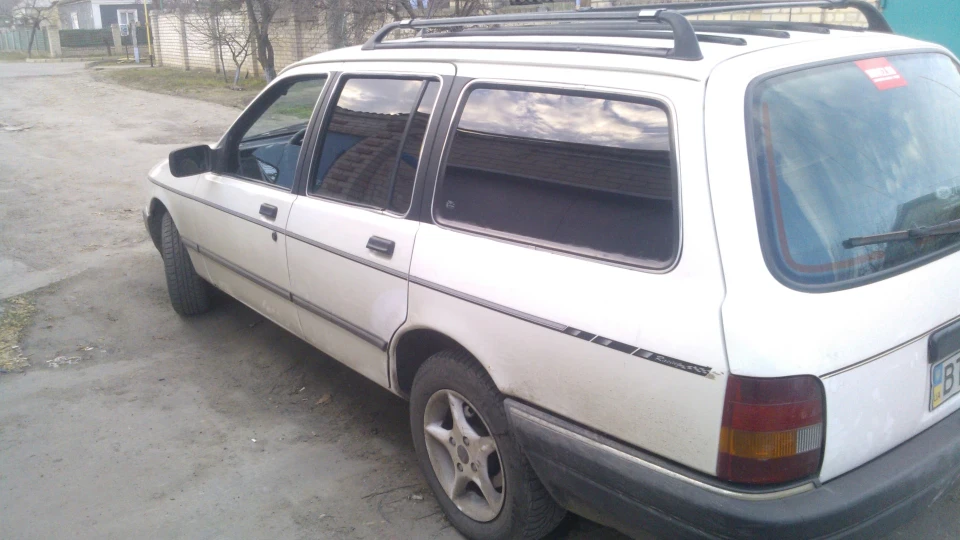 Ford Sierra 2