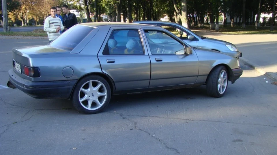 Ford Sierra 4