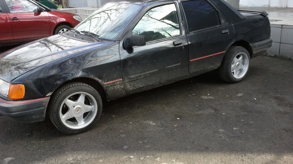 Ford Sierra 1.6 CVH 2