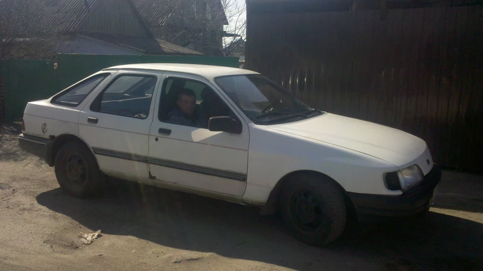 Ford Sierra 1,6 хетчбек 3