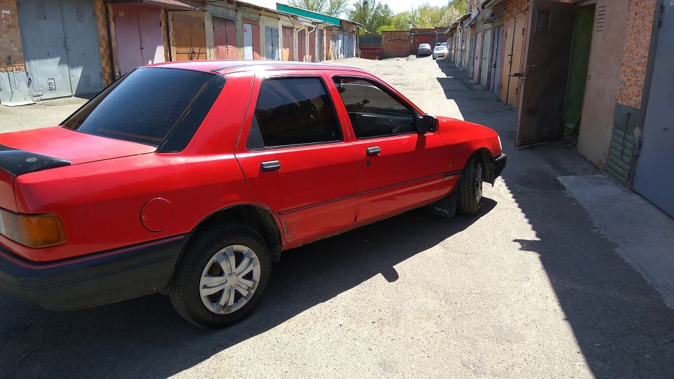 Ford Sierra 1,6 4
