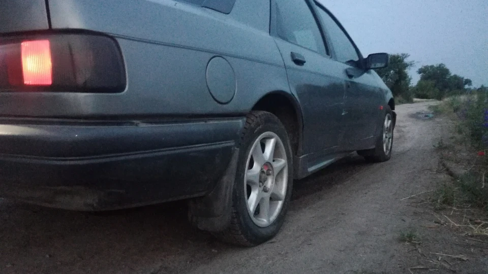 Ford Sierra 1,8 diesel 2