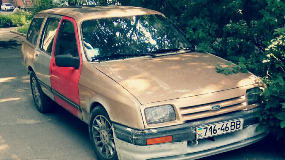Ford Sierra 1.8 td Station Wagon 2