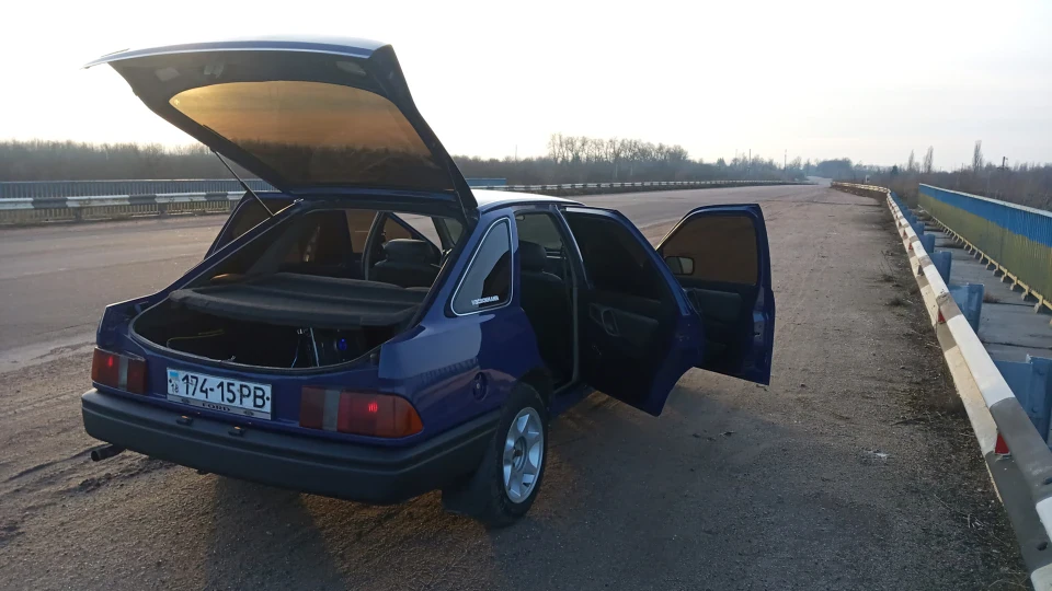 Ford Sierra 1.8benz 4
