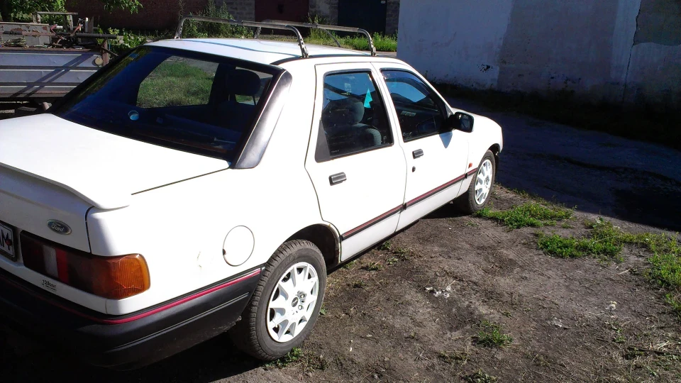 Ford Sierra 2.0 Білий StarLey 5