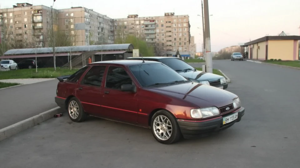 Ford Sierra 2.0 DOHC "Berlina" 3