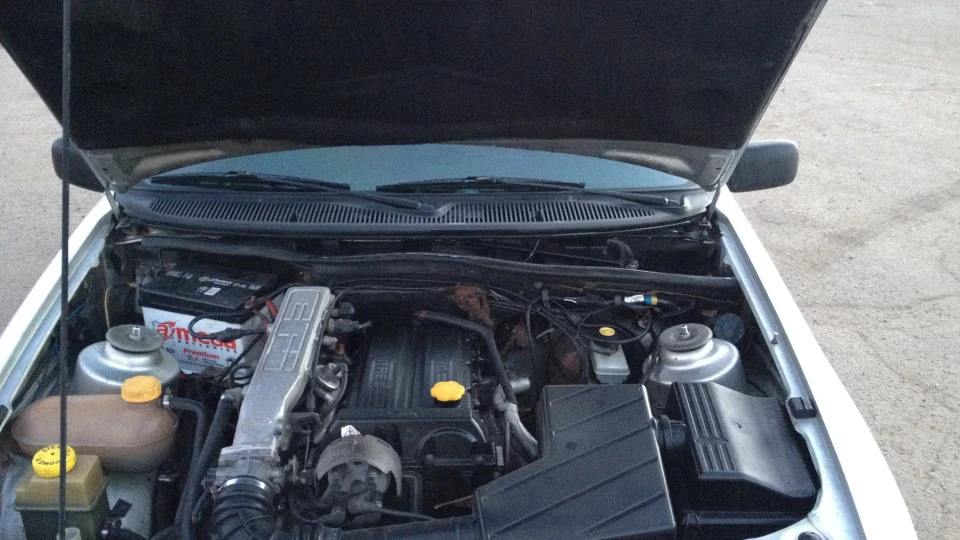 Ford Sierra 2.0 DOHC CLX 2