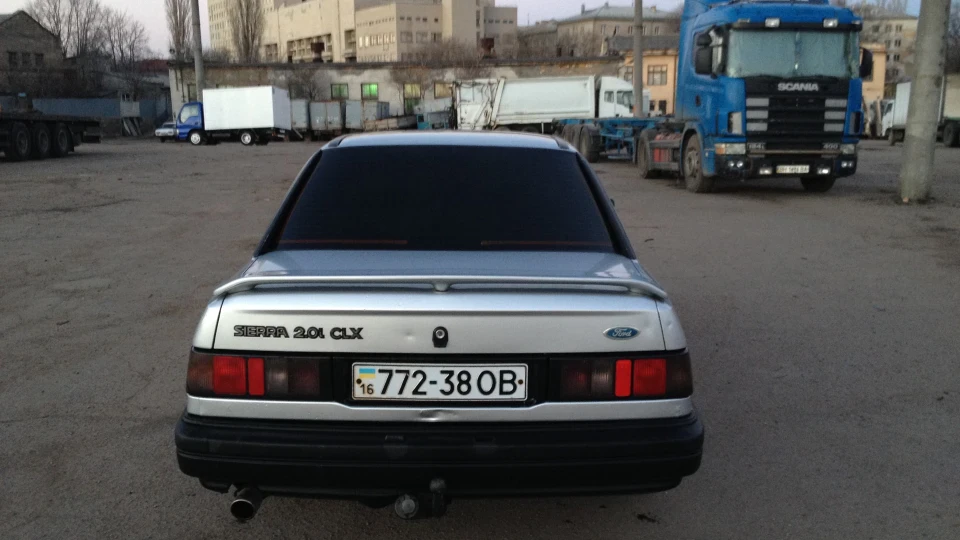 Ford Sierra 2.0 DOHC CLX 4