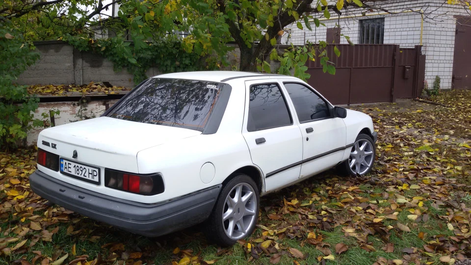Ford Sierra 2.0 DOHC EFI 2