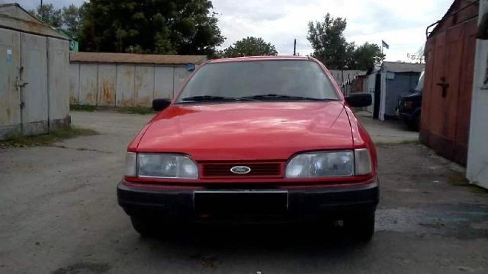 Ford Sierra 2.0 DOHC 2