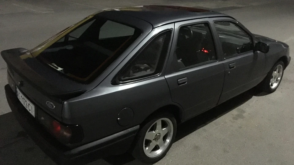 Ford Sierra 2.0 EFi "Space Gray"