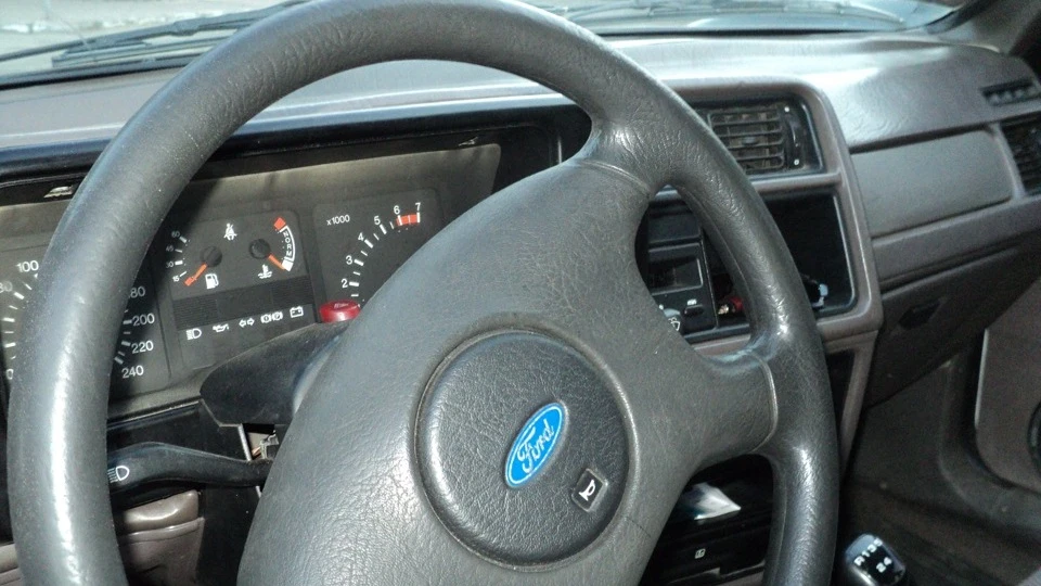 Ford Sierra 2,0 I 3