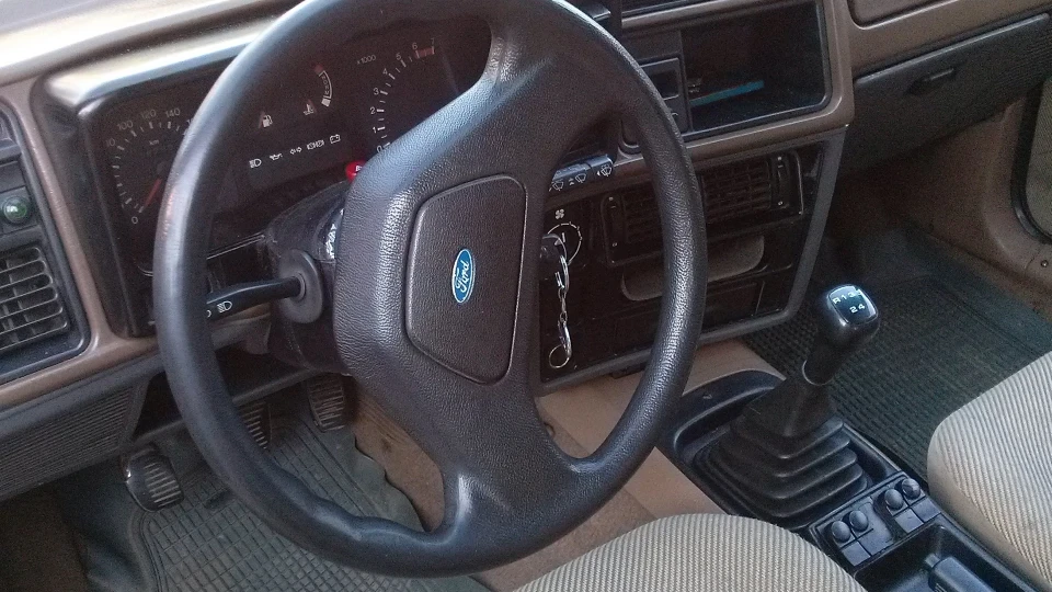 Ford Sierra 2.0 Інжектор 3