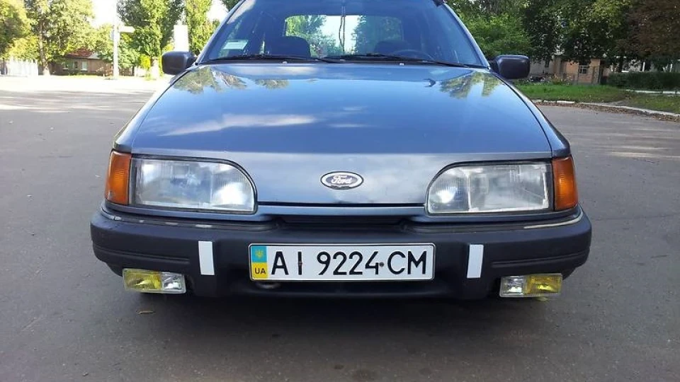 Ford Sierra 2.0 інжектор