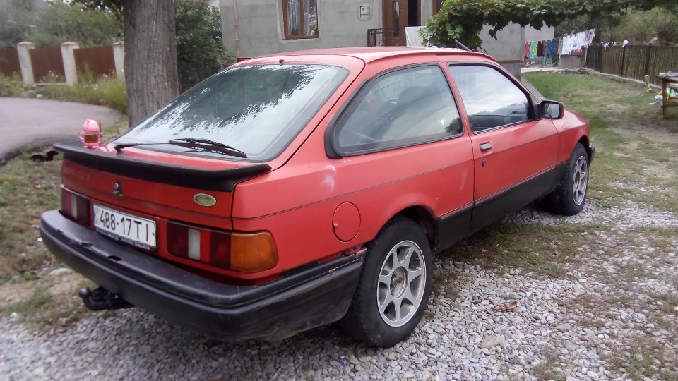Ford Sierra 2,0 is OHC 4