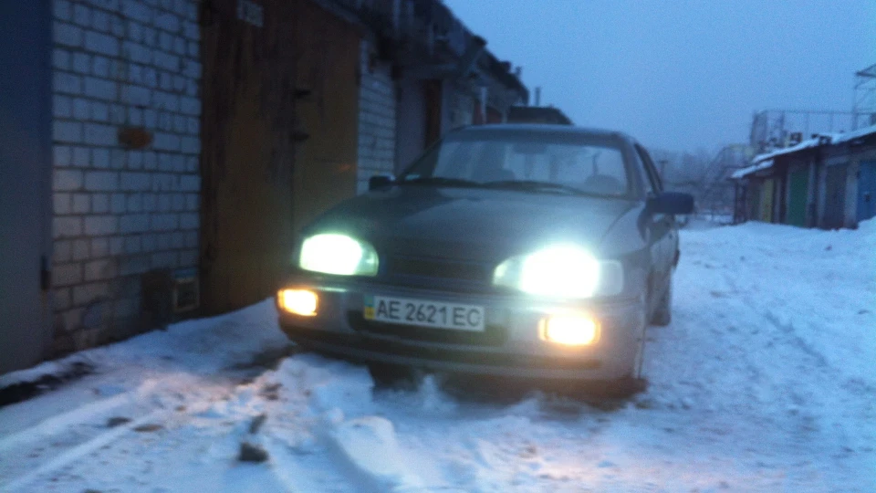 Ford Sierra 2.0 karb 2