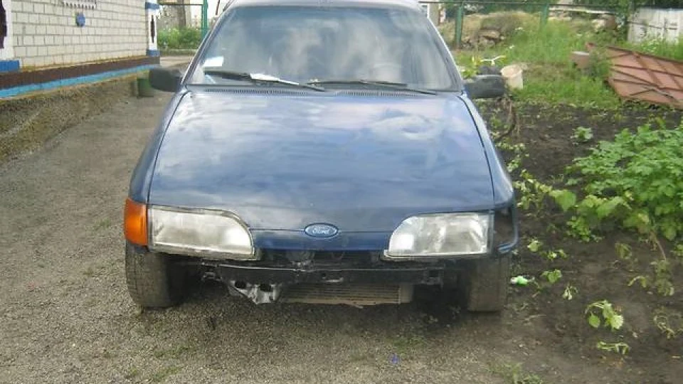 Ford Sierra 2.0 LX Синя ніч 5