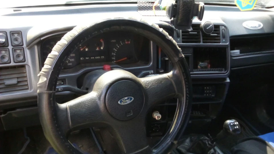 Ford Sierra 2.0 ohc efi 5