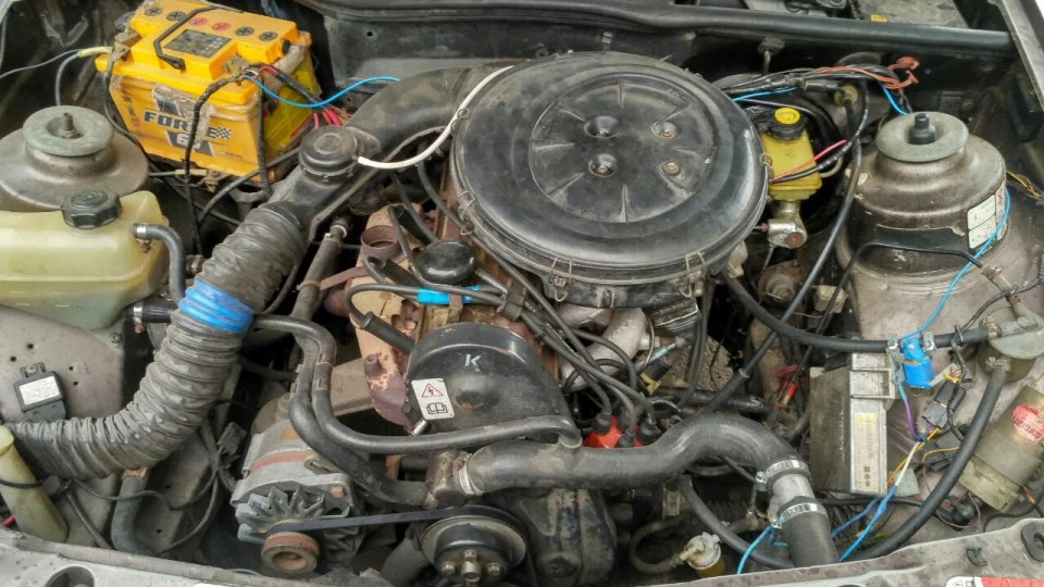 Ford Sierra 2.0 OHC GHIA 5