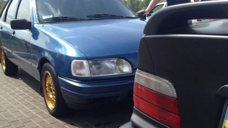 Ford Sierra 2.0 OHC i 3