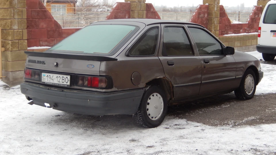 Ford Sierra 2.0 Перламутровий 4