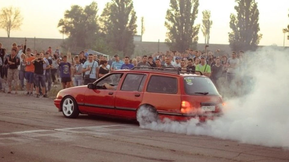 Ford Sierra 2.0 turbo touring 4