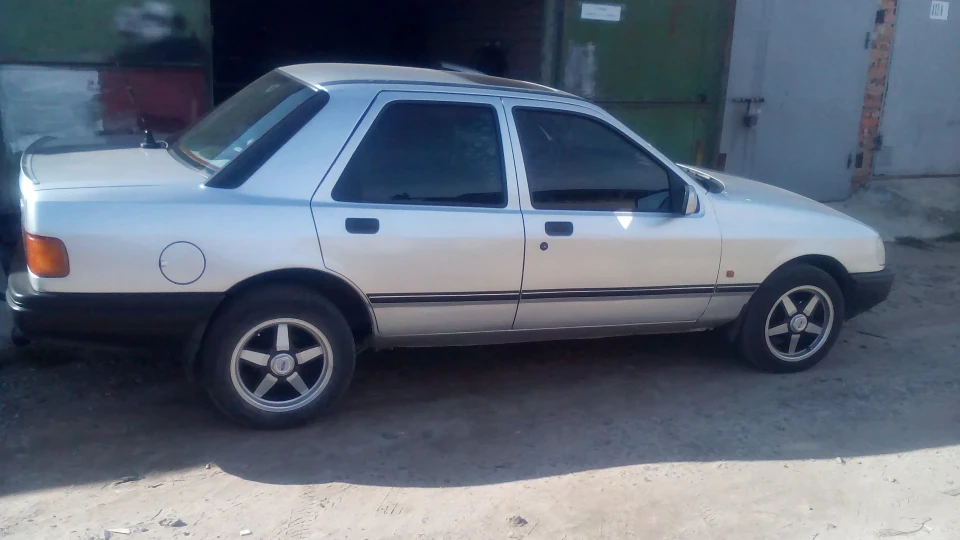 Ford Sierra 2.0EFI