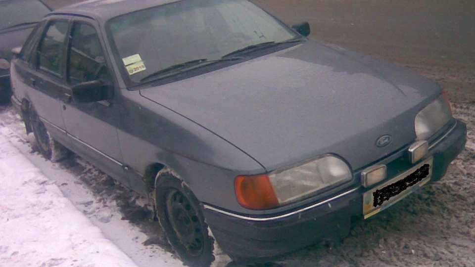 Ford Sierra 2.0I CL Сірий металік 2
