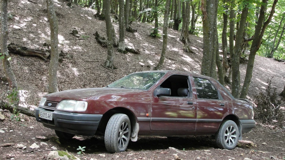 Ford Sierra 2,0i DOHC 3