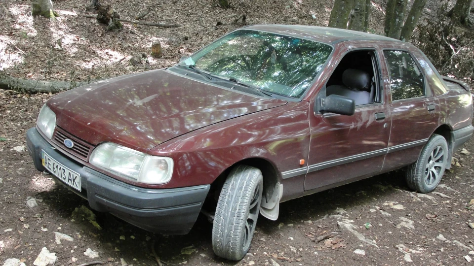 Ford Sierra 2,0i DOHC 4