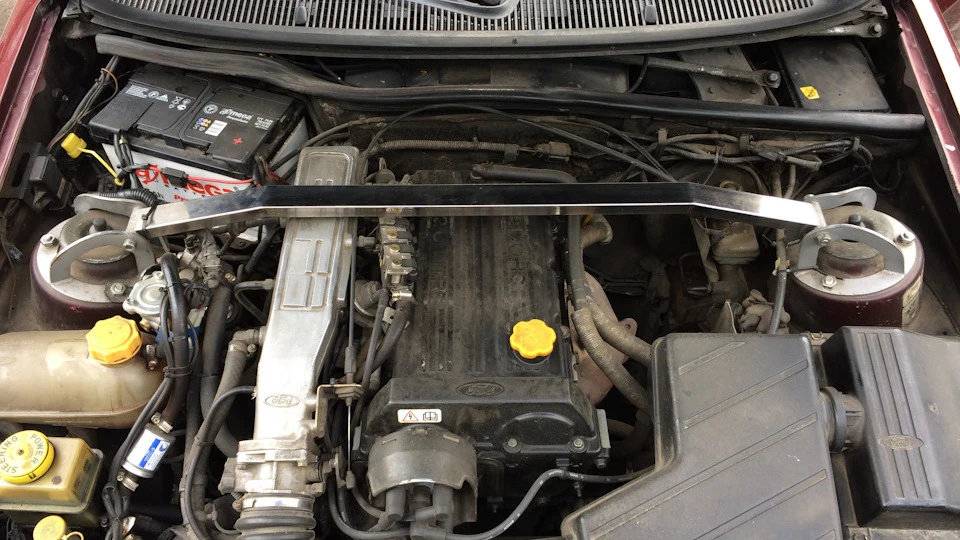 Ford Sierra 2.0i dohc 4