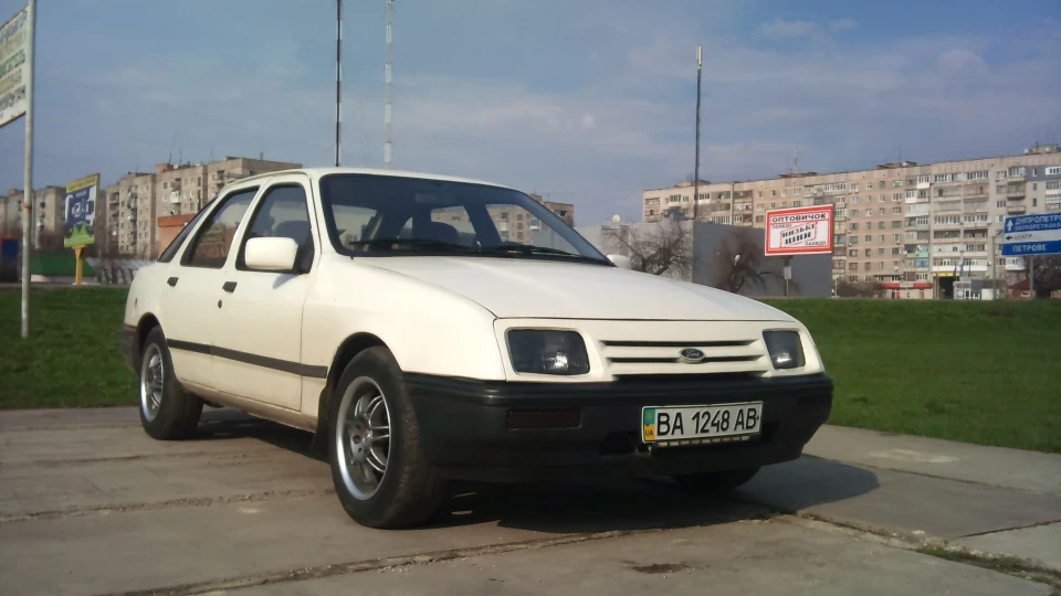 Ford Sierra 2.0i Only Sky Limit 2